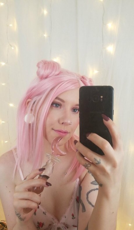 Photo nue de fuite OnlyFans de Kawaiifionnafree