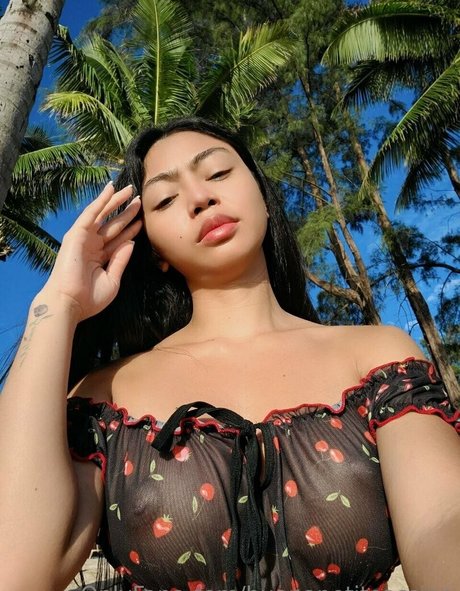 Photo nue de fuite OnlyFans de Buonapetiteassian