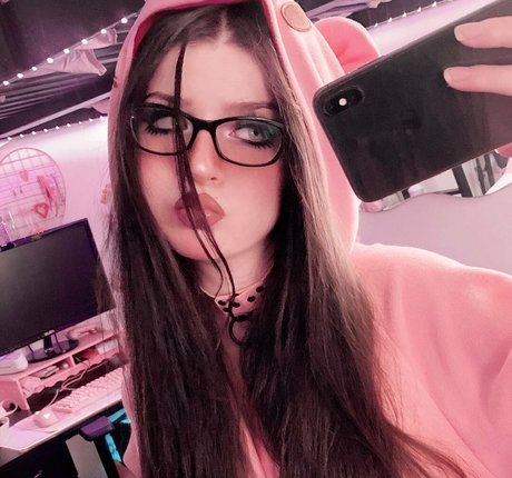 Photo nue de fuite OnlyFans de Shinuki