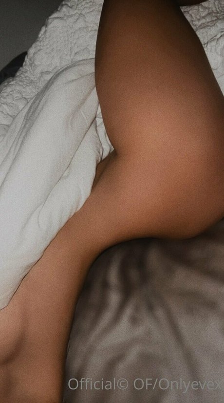 Photo nue de fuite OnlyFans de Justeviehall