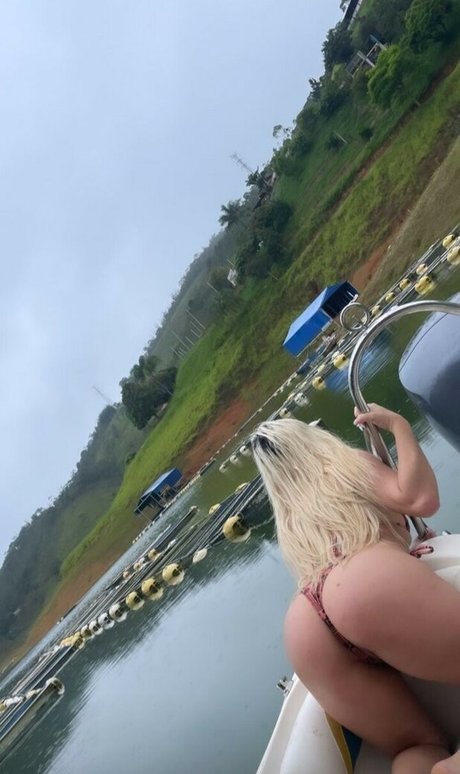 Photo nue de fuite OnlyFans de Mila Falk