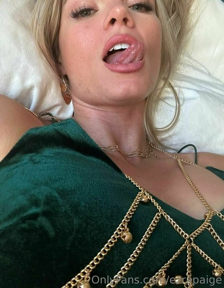 Photo nue de fuite OnlyFans de Ezrapaige