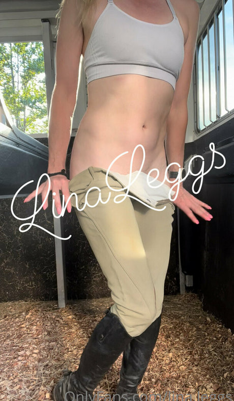 Photo nue de fuite OnlyFans de Linaleggs