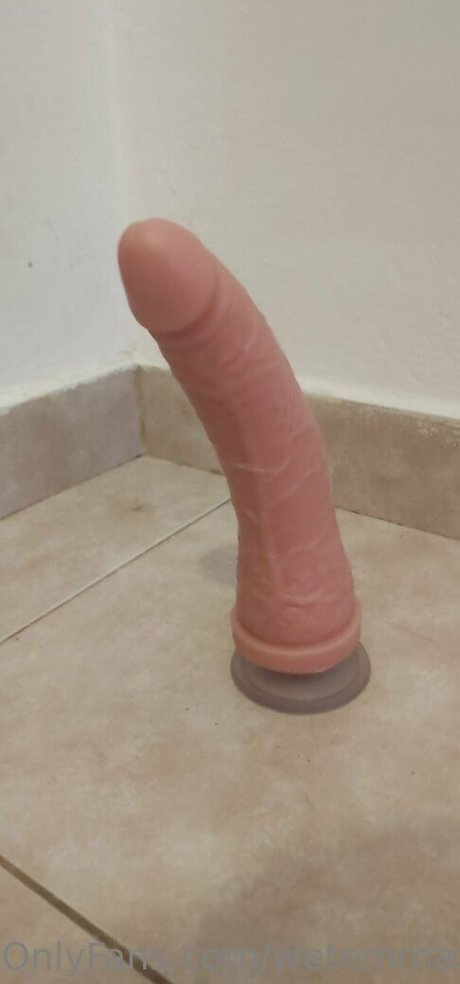 Photo nue de fuite OnlyFans de Emmaauwuw