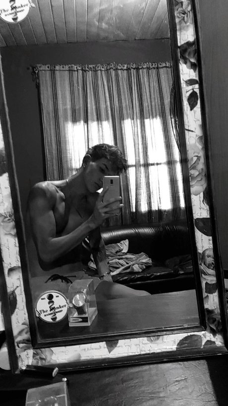 Photo nue de fuite OnlyFans de Ivan Agut