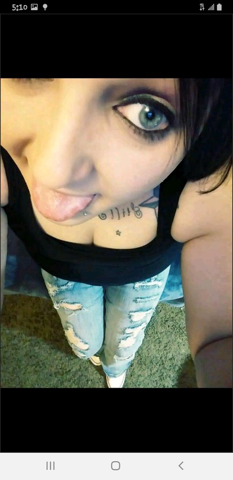 Photo nue de fuite OnlyFans de Angel