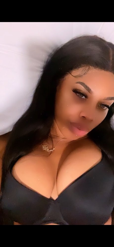 Photo nue de fuite OnlyFans de K Y Mluv