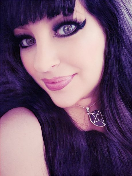 Photo nue de fuite OnlyFans de Chrystellebelle