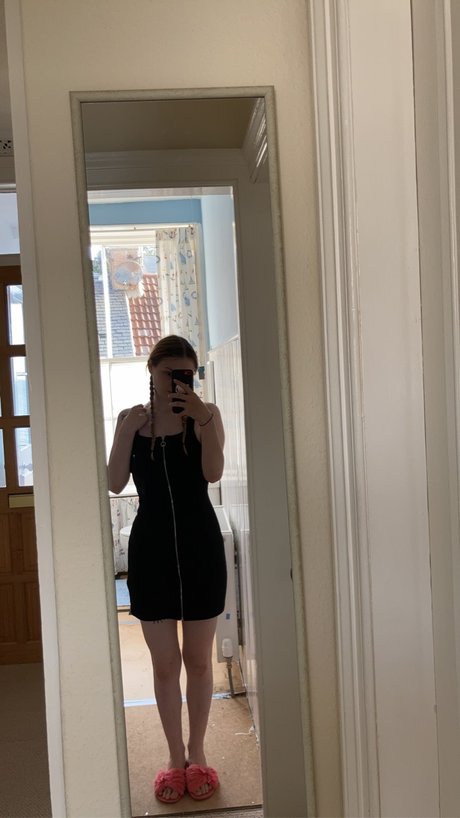 Photo nue de fuite OnlyFans de Hazel