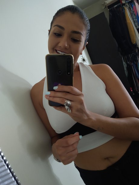 Photo nue de fuite OnlyFans de Gata