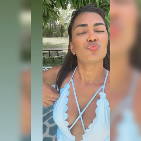 Photo nue de fuite OnlyFans de Stephanie Santana