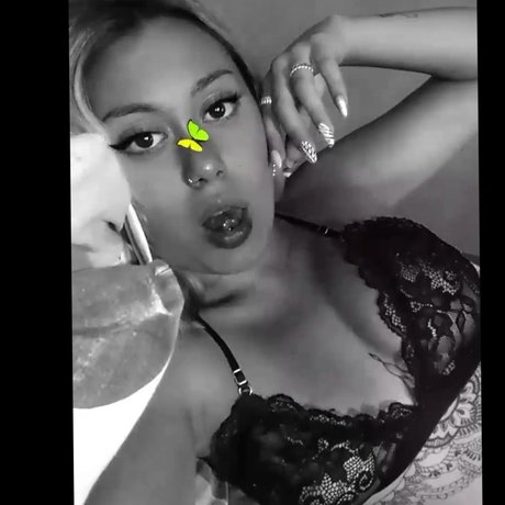 Photo nue de fuite OnlyFans de Larweed