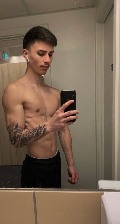 Photo nue de fuite OnlyFans de Big Dick Drako
