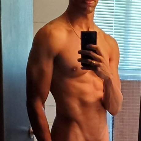 Photo nue de fuite OnlyFans de Slide In You