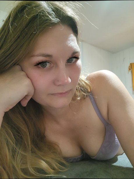 Photo nue de fuite OnlyFans de Mousey