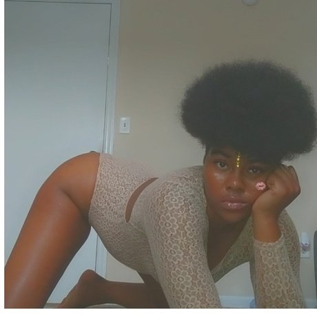 Photo nue de fuite OnlyFans de Sexy Robot 