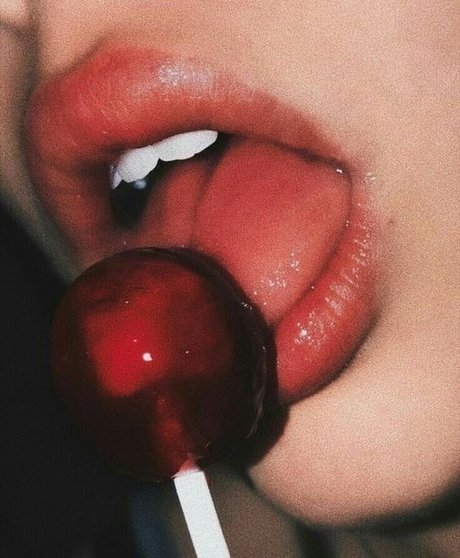 Photo nue de fuite OnlyFans de Kitkvt 
