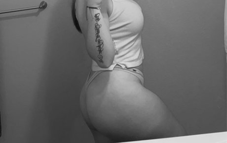 Photo nue de fuite OnlyFans de Kenna 