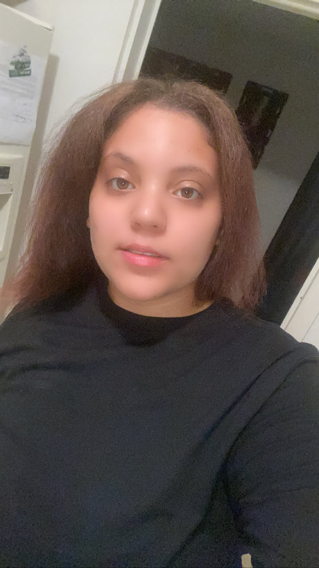 Photo nue de fuite OnlyFans de Aicha