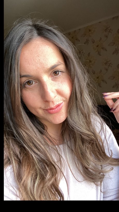 Photo nue de fuite OnlyFans de Louise More