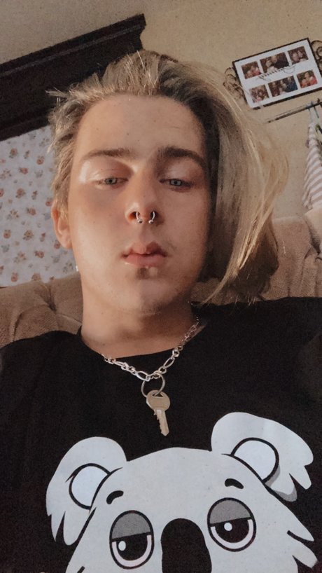 Photo nue de fuite OnlyFans de Trevor