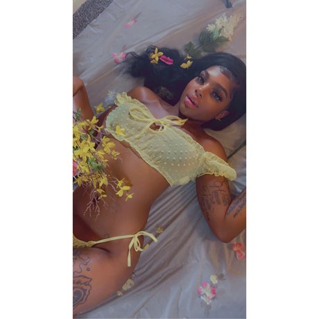 Photo nue de fuite OnlyFans de Unique