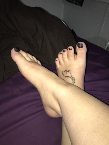 Photo nue de fuite OnlyFans de Vibingfeet