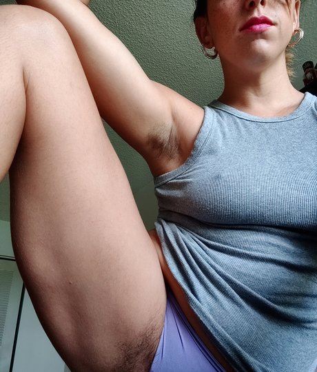 Photo nue de fuite OnlyFans de Uvanextdoor
