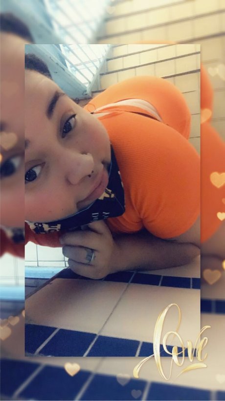 Photo nue de fuite OnlyFans de Sneaky Smoove