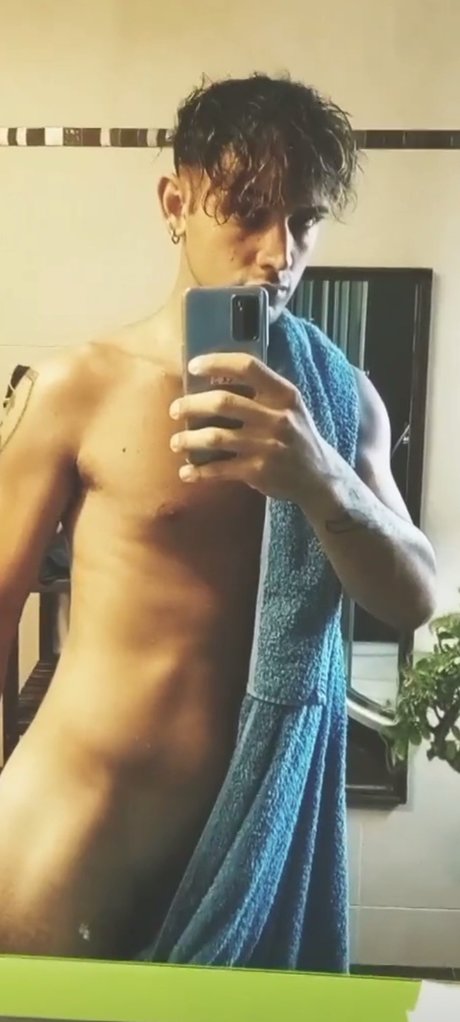 Photo nue de fuite OnlyFans de Yu Xl