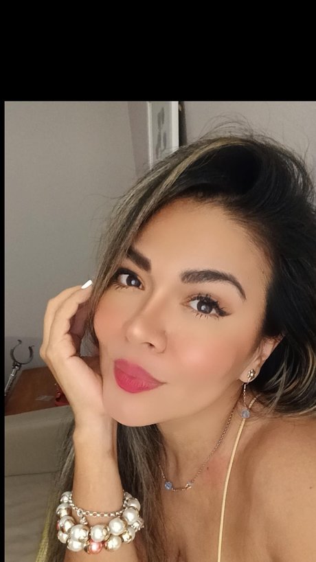 Photo nue de fuite OnlyFans de Yuvecute