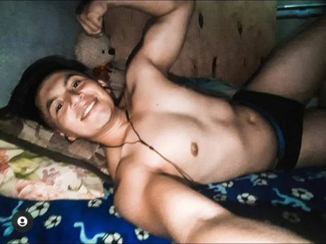 Photo nue de fuite OnlyFans de Victor Mendoza