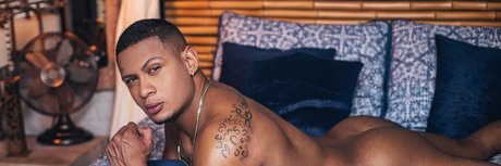 Photo nue de fuite OnlyFans de Dominicwolfxxx