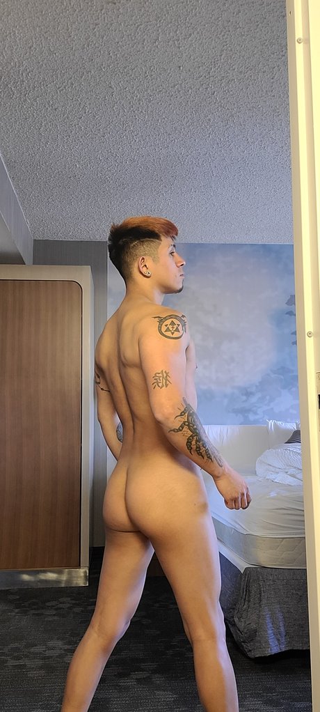 Photo nue de fuite OnlyFans de Roy Rivera