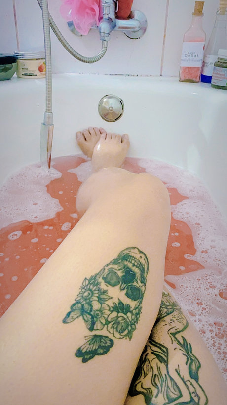 Photo nue de fuite OnlyFans de Lorelain