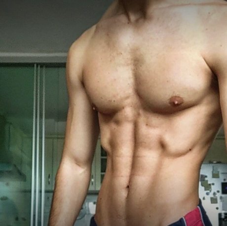 Photo nue de fuite OnlyFans de  Mrshreddedbeast