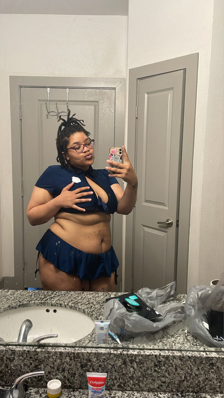 Photo nue de fuite OnlyFans de Lutty Queen