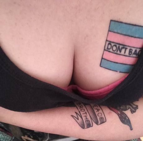 Photo nue de fuite OnlyFans de Glitch Steelheart