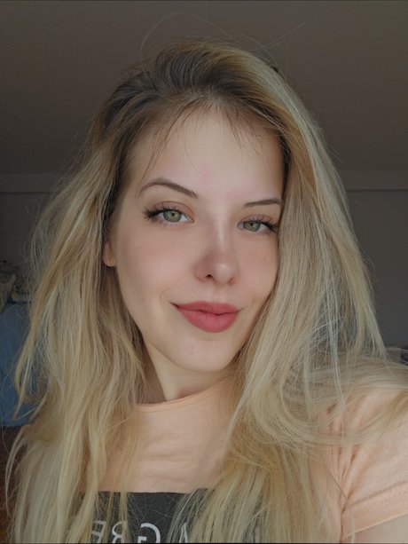 Photo nue de fuite OnlyFans de Juicy Squeeze Vip