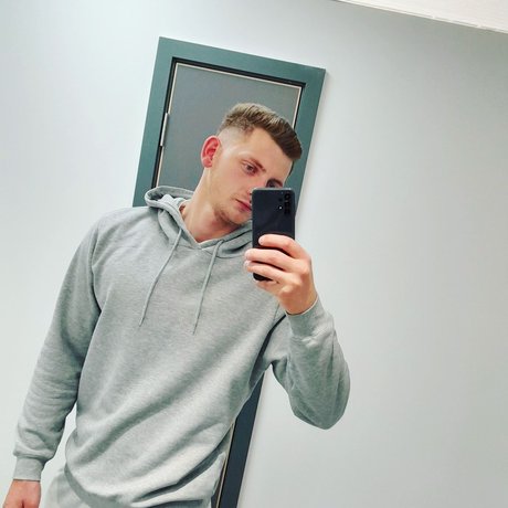 Photo nue de fuite OnlyFans de Josh0f