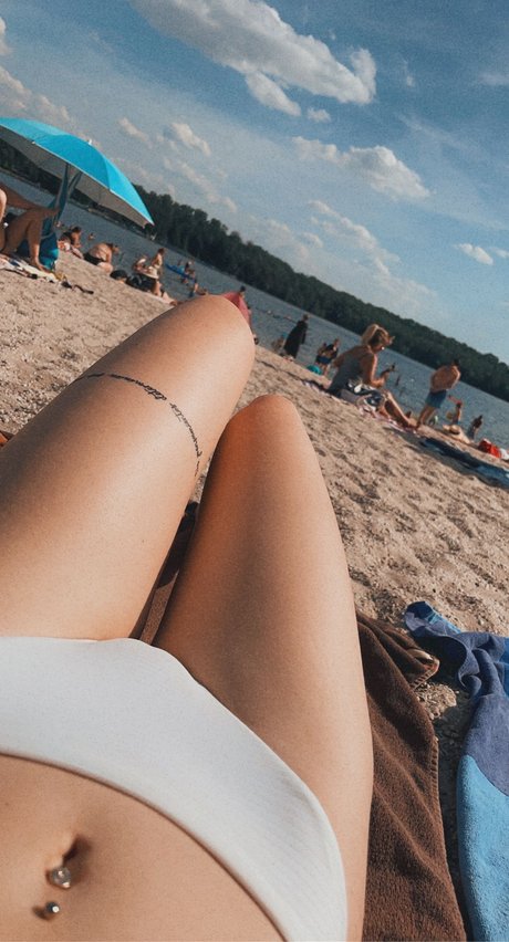 Photo nue de fuite OnlyFans de Jolanda