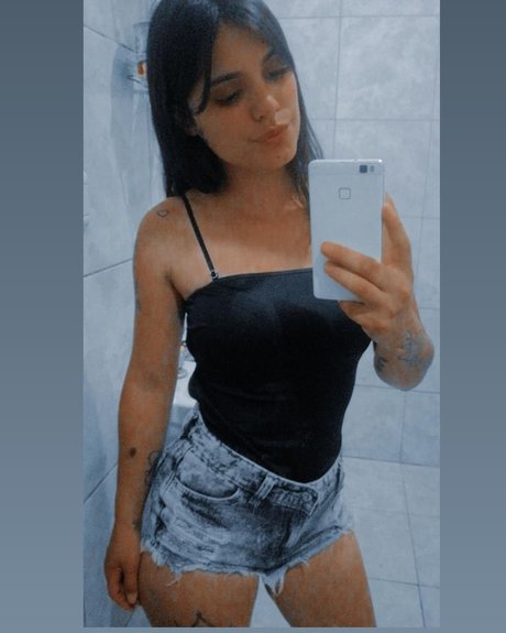 Photo nue de fuite OnlyFans de Yamila
