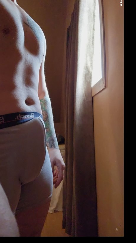 Photo nue de fuite OnlyFans de Tony