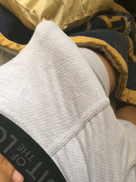 Photo nue de fuite OnlyFans de Papistroke It