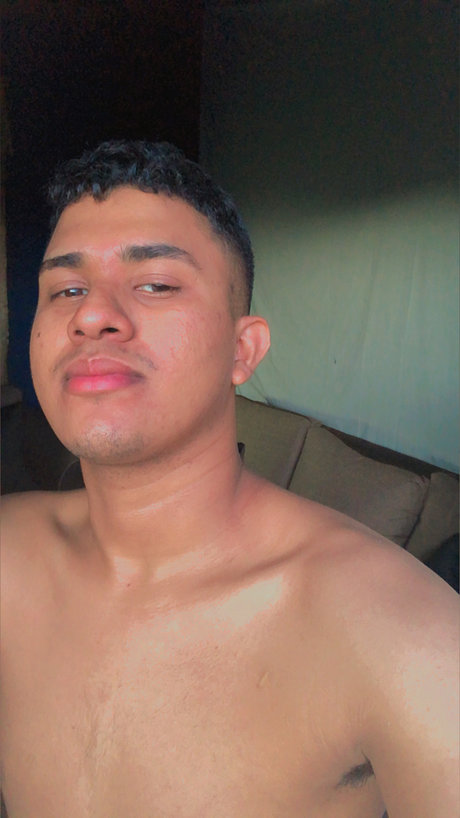 Photo nue de fuite OnlyFans de Edgardo Reyes