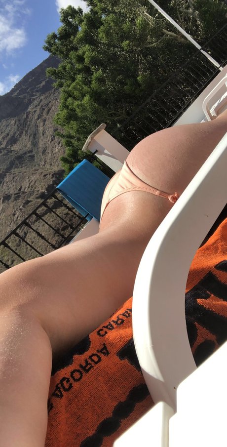 Chlo