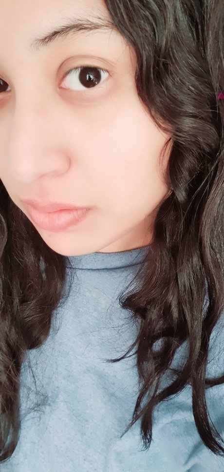 Photo nue de fuite OnlyFans de Linda Saldivar