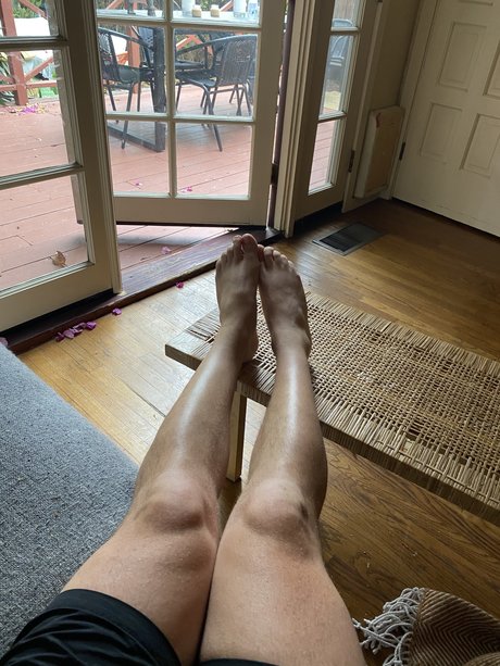 Photo nue de fuite OnlyFans de Stepfather