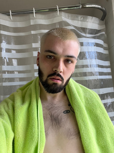 Photo nue de fuite OnlyFans de Jasper Serpentine