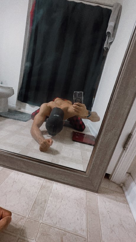 Photo nue de fuite OnlyFans de Nikphant0m 